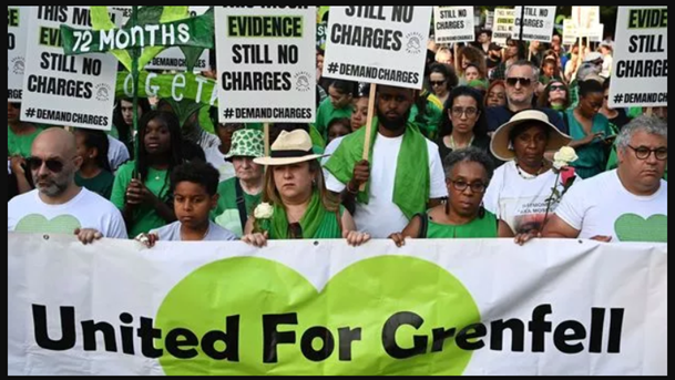 people protesting for grenfell